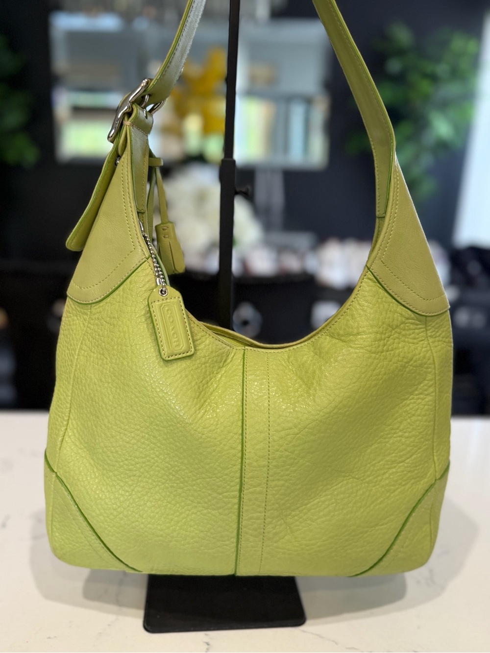 Rare Coach kiwi Green Pebbled Leather hobo Shoulder Bag